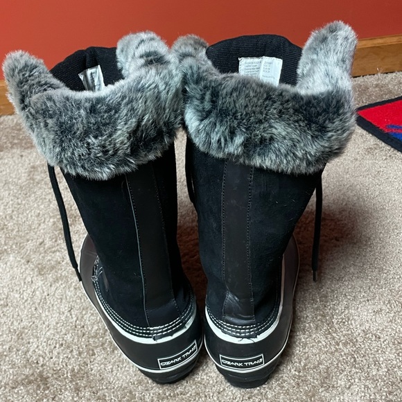 OZARK TRAIL THINSULATE INSULATION BLACK FASHION BOOT 10. 2570891. Size 11 - Picture 6 of 7
